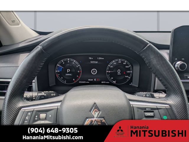 Used 2024  Mitsubishi  image 31