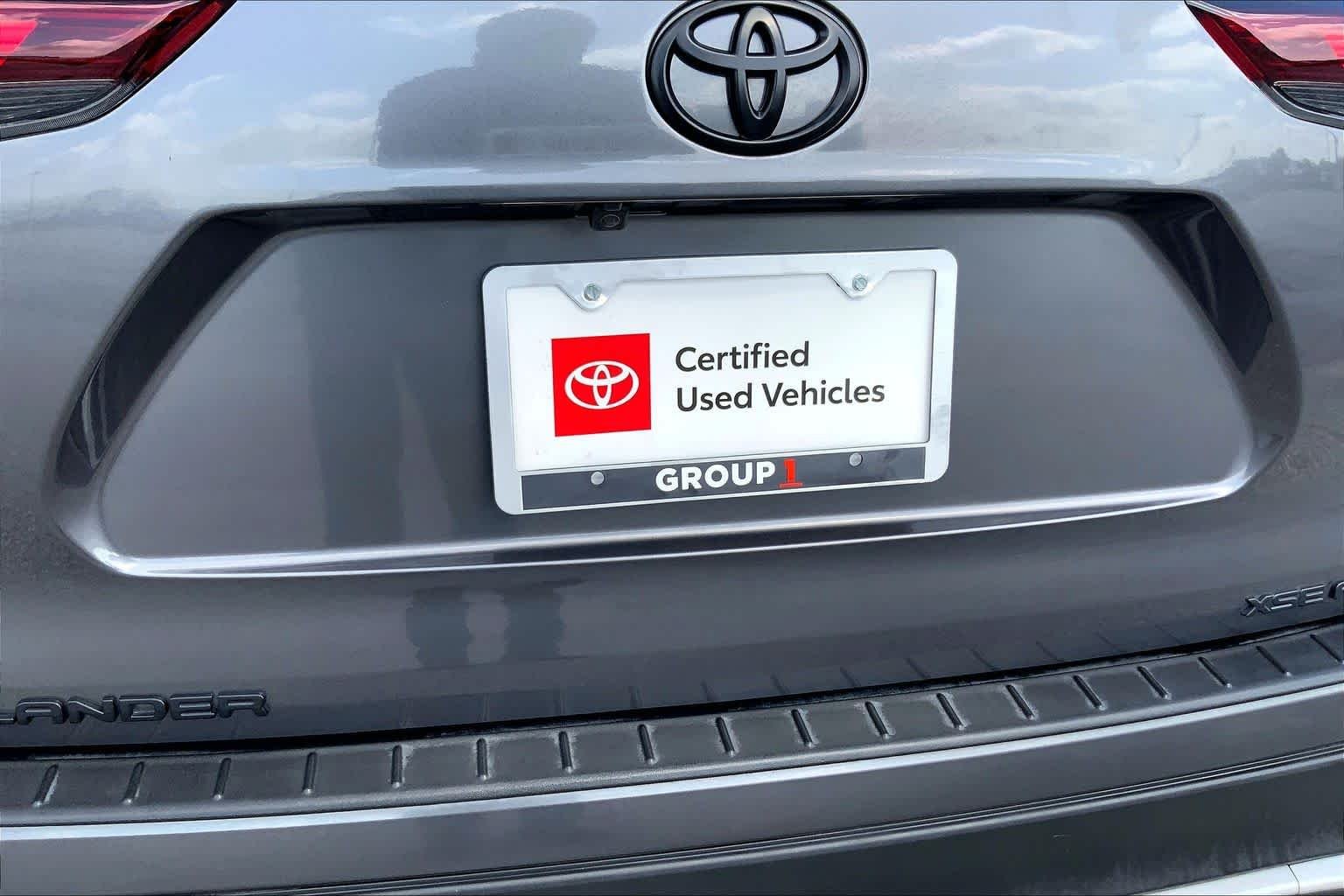 Used 2025 Magnetic Gray Metallic Toyota XSE image 10