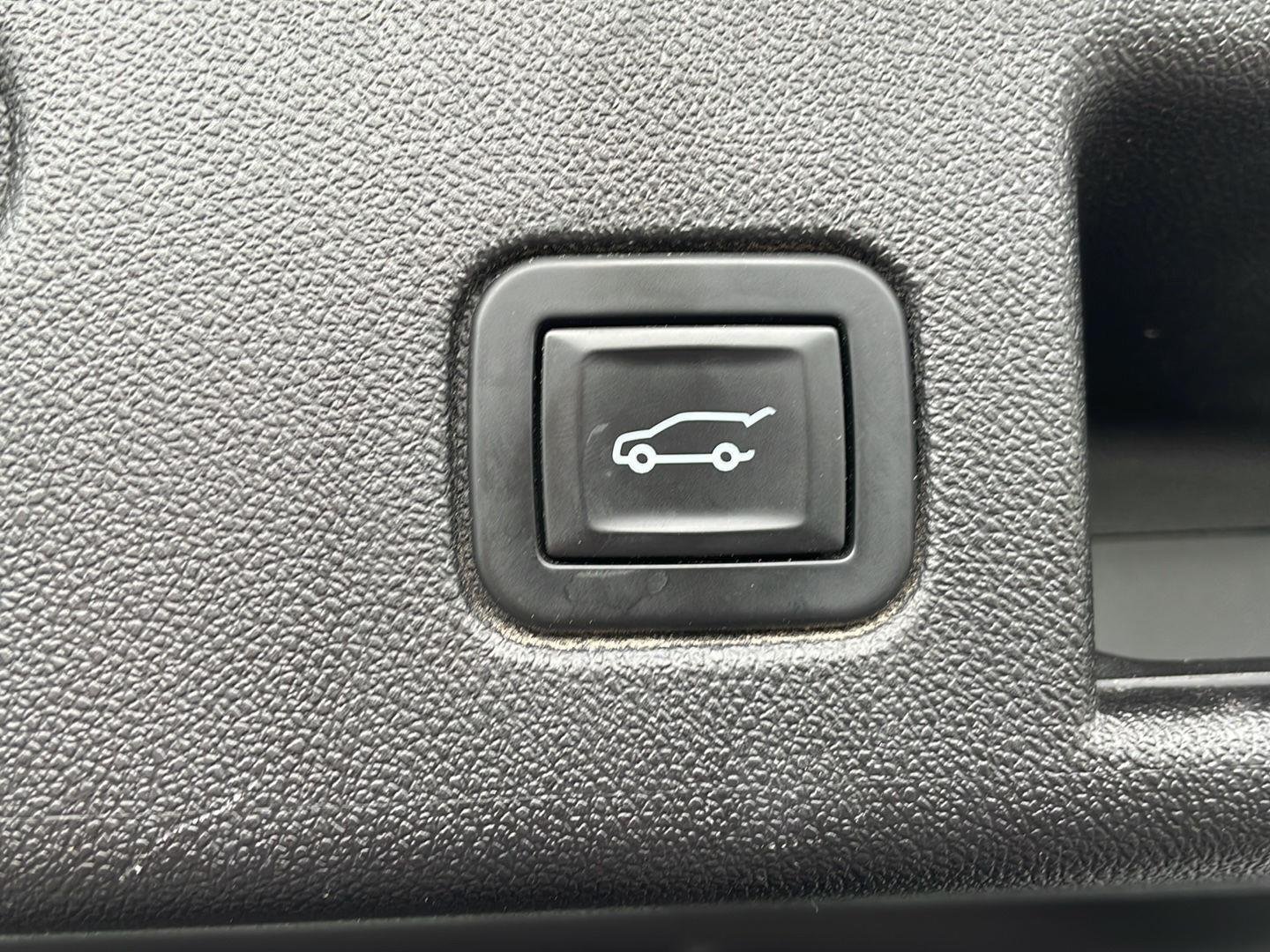 Used 2019 Storm Blue Metallic Chevrolet LT image 30