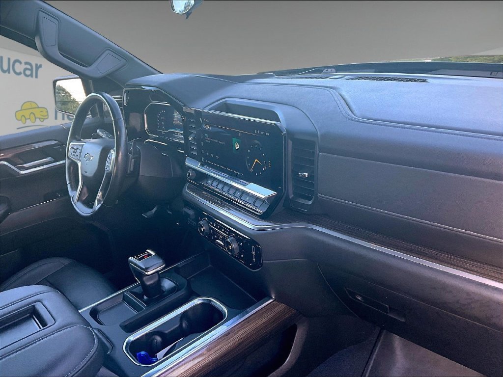 Used 2022 Black Chevrolet RST image 14