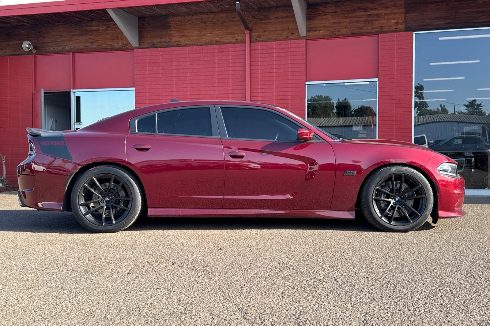 Used 2017 Octane Red Pearlcoat Dodge Daytona 392 image 3