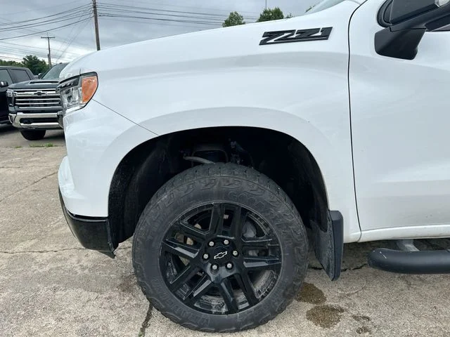 Used 2024 Summit White Chevrolet LT Trail Boss image 35