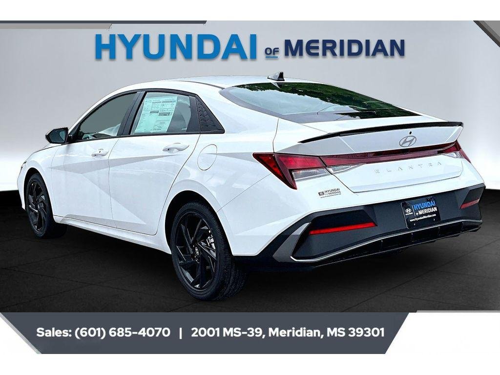 New 2026 Serenity White Pearl Hyundai SEL Sport image 3
