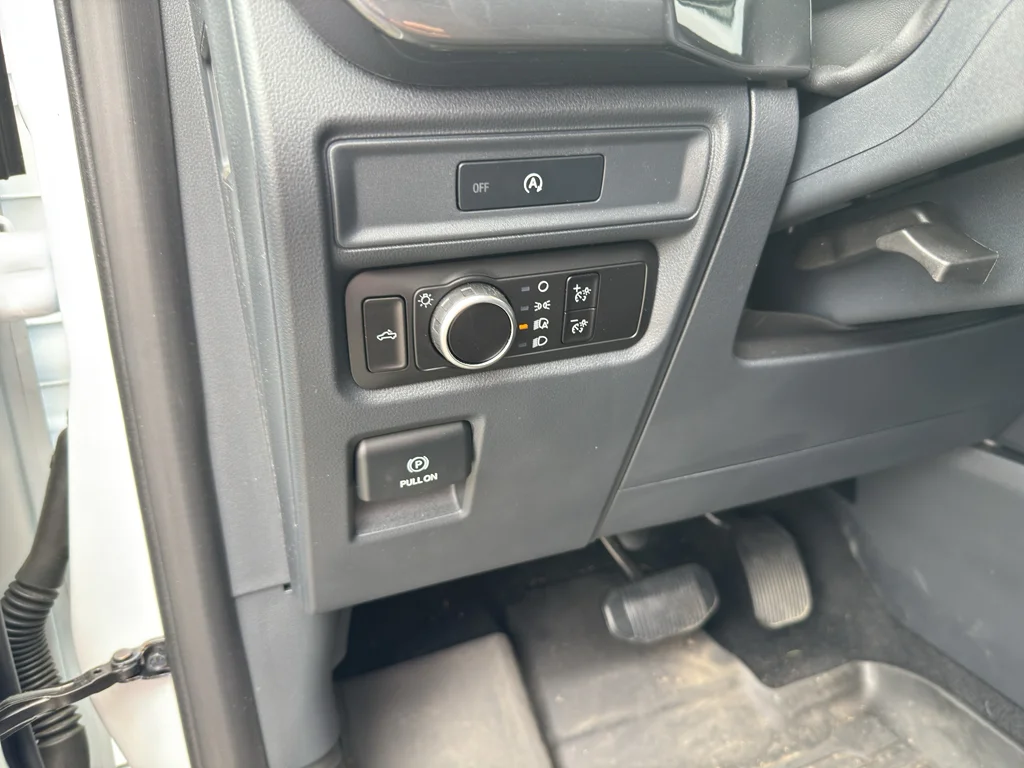Certified Used 2025 Oxford White Ford STX image 11