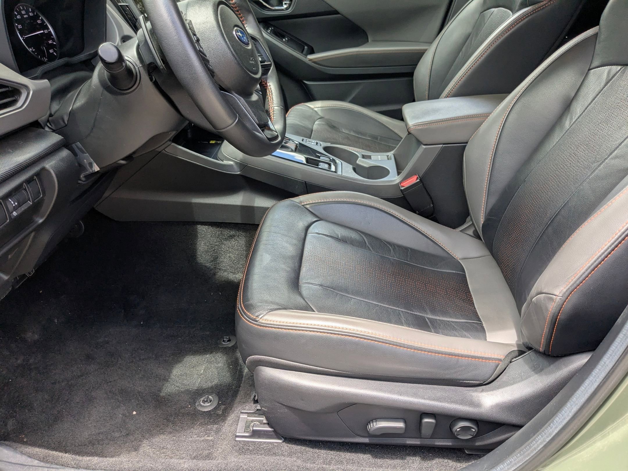 Used 2024 Alpine Green Subaru Limited image 9