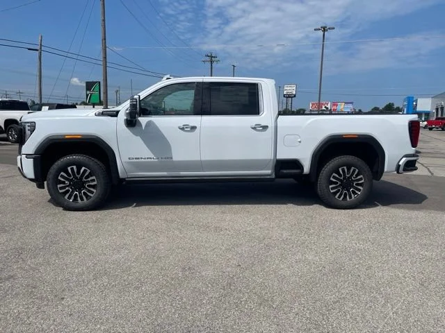 New 2026 Glacier White Tricoat GMC Denali Ultimate image 3