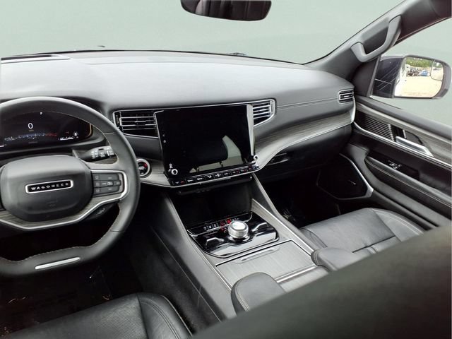 Used 2024  Jeep Series III image 4