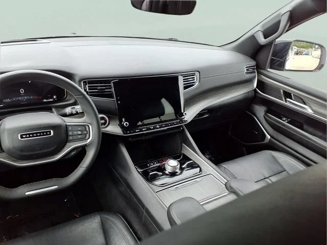 Used 2024  Jeep Series III image 4