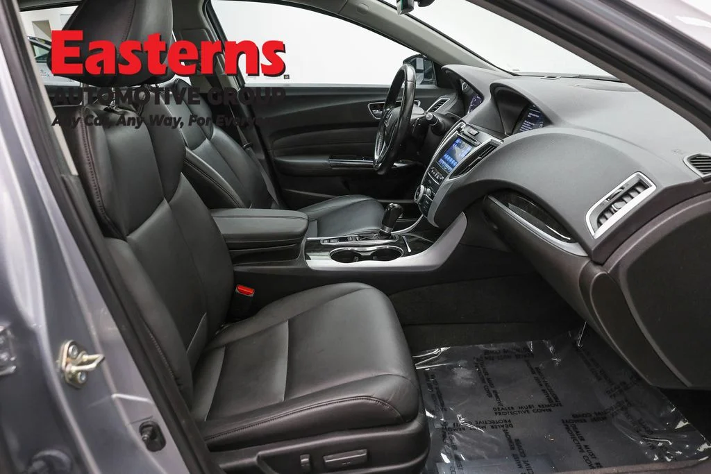 Used 2020 Silver Acura 2.4L image 24