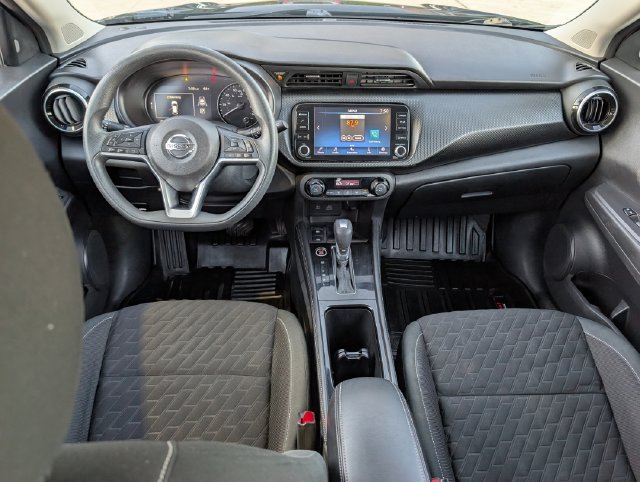 Used 2021 Black Nissan SV Xtronic CVT image 24