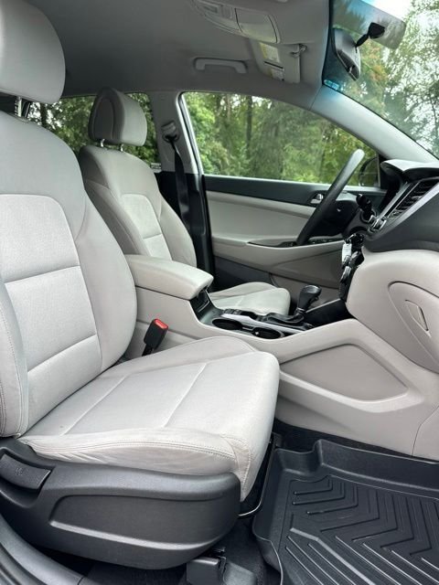 Used 2018 Molten Silver Hyundai SEL image 22