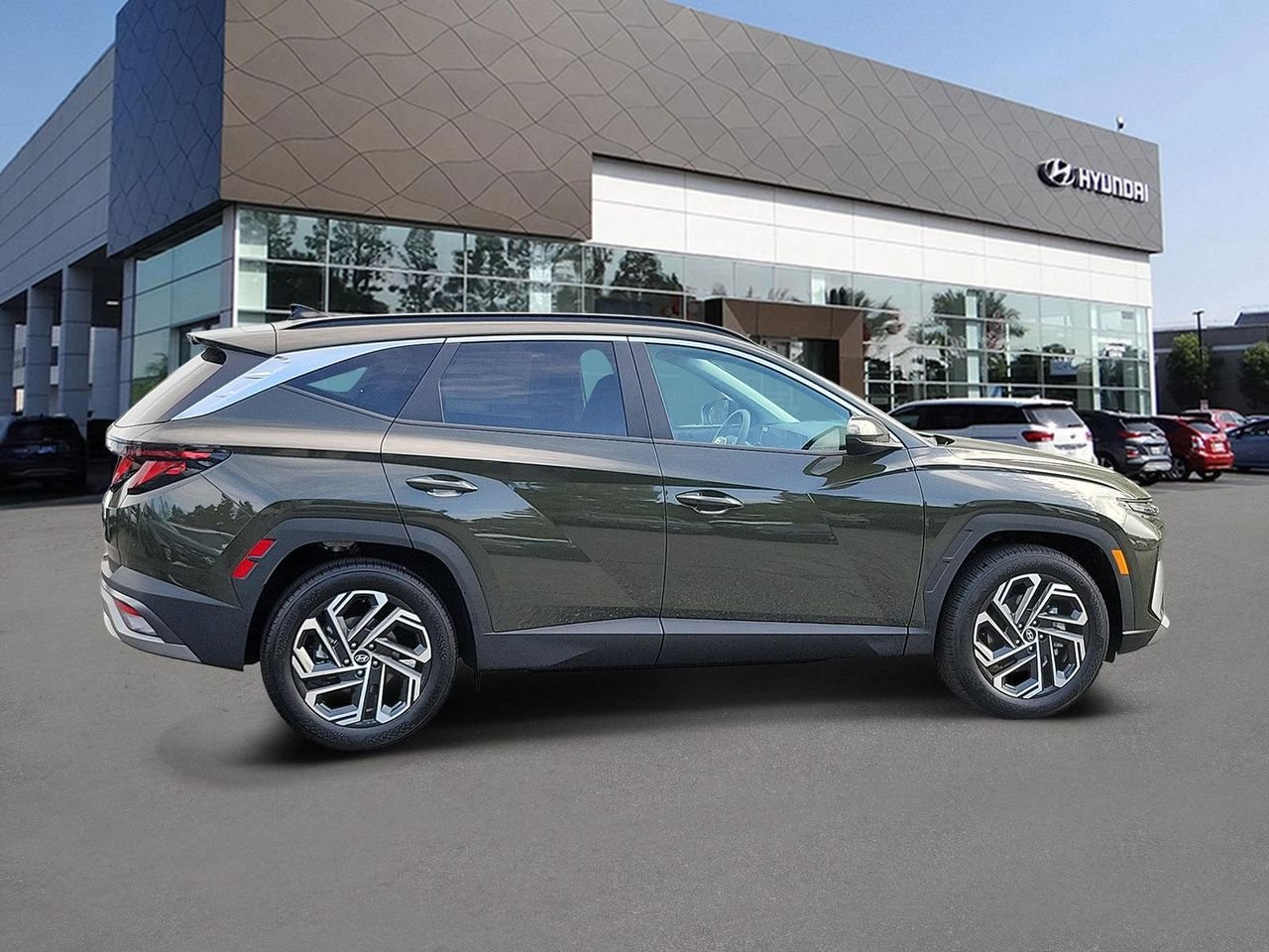 New 2026 Rockwood Green Hyundai SEL Plus FWD image 2