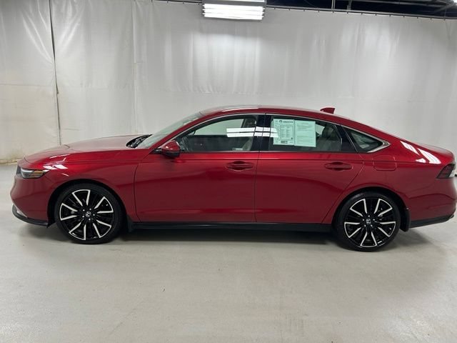 Used 2024 Red Honda Touring image 8