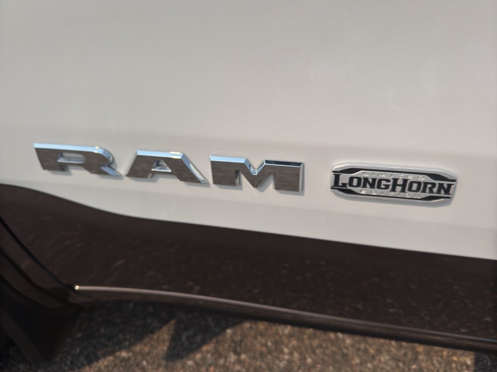 Used 2022 Ivory White Tri-Coat Pearlcoat Ram Longhorn image 12