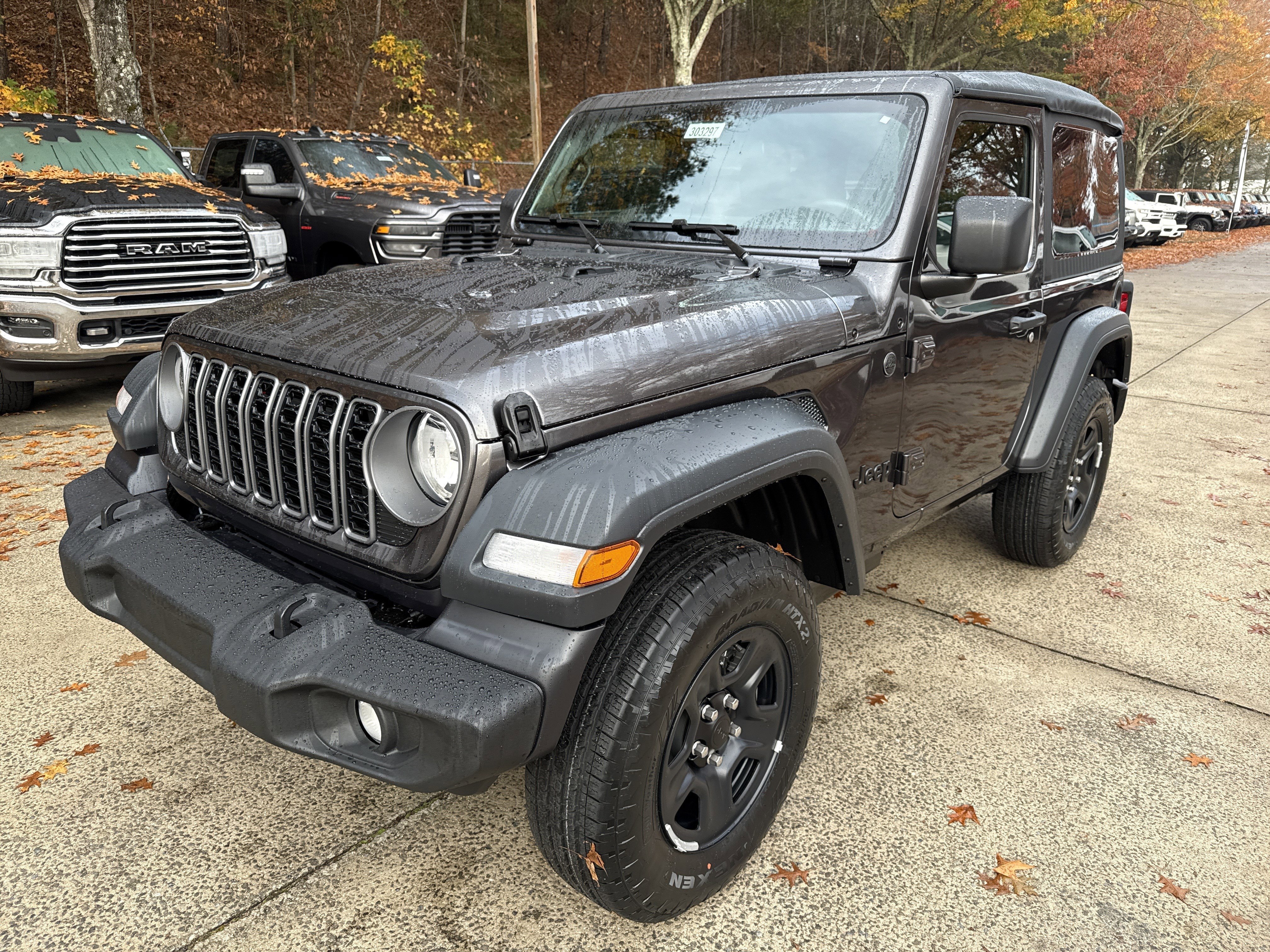 New 2026 Granite Crystal Metallic Clearcoat Jeep Sport image 3