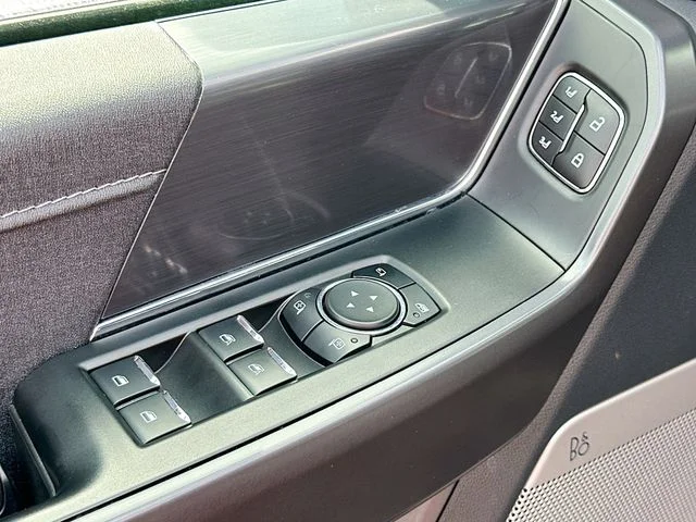 Used 2025 Blue Ford Lariat image 18