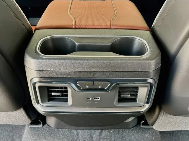 2026 GMC Sierra 2500HD Denali Ultimate - Photo 18