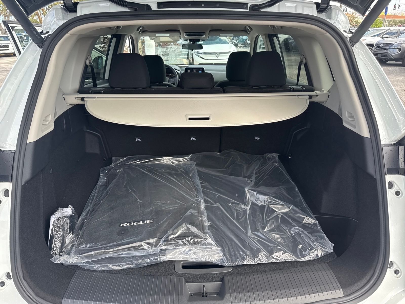 New 2026 Nissan Rogue SV 4D Sport Utility