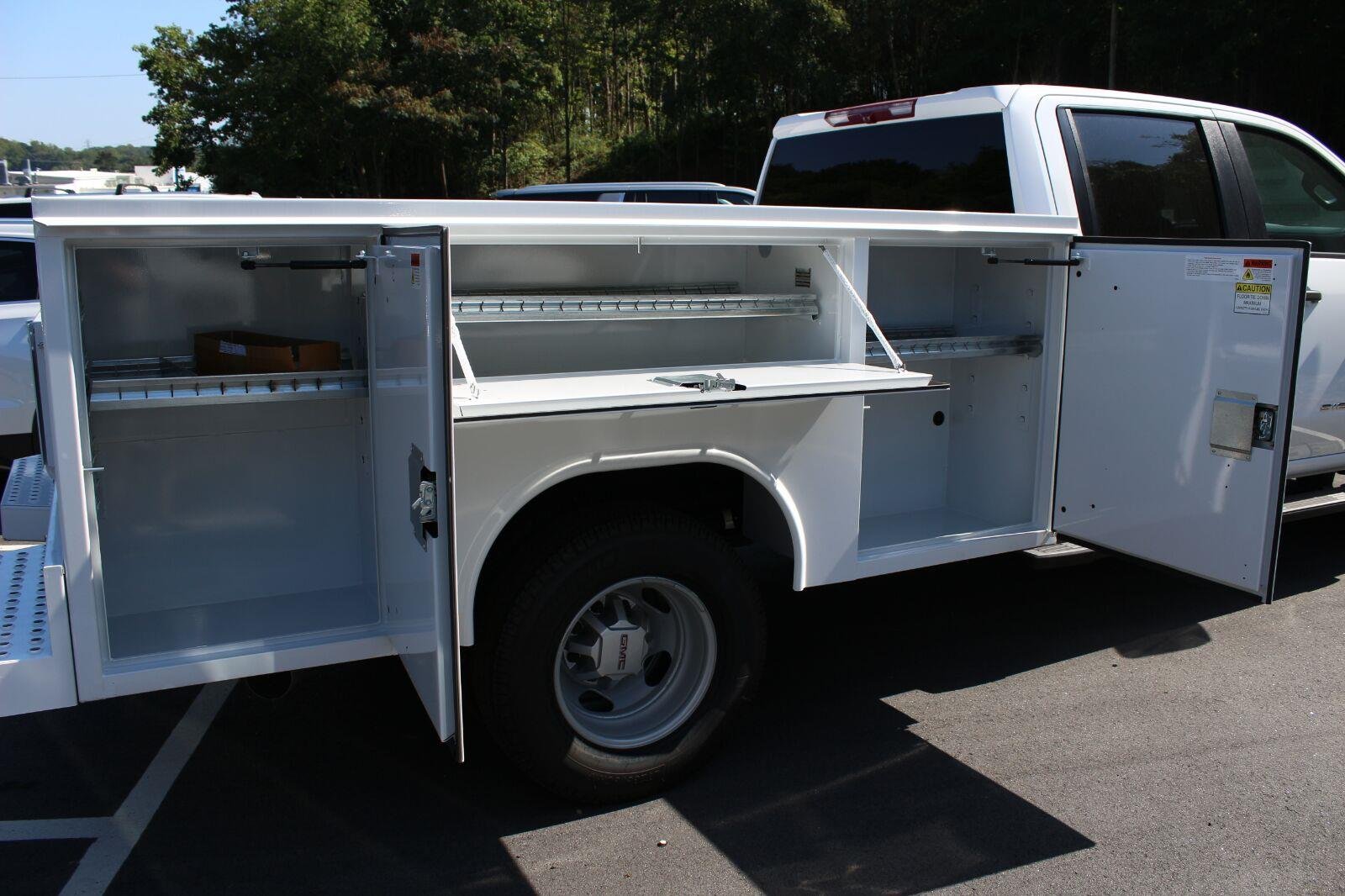 New 2026 Summit White GMC Pro image 13