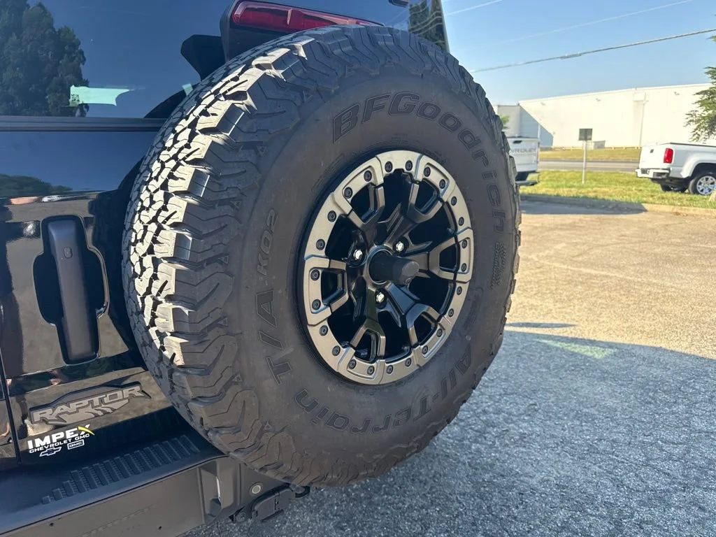 Used 2024  Ford Raptor image 31