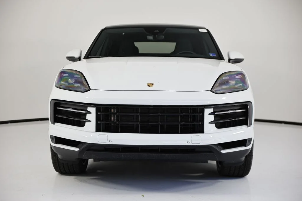 Used 2024 White Porsche  image 9