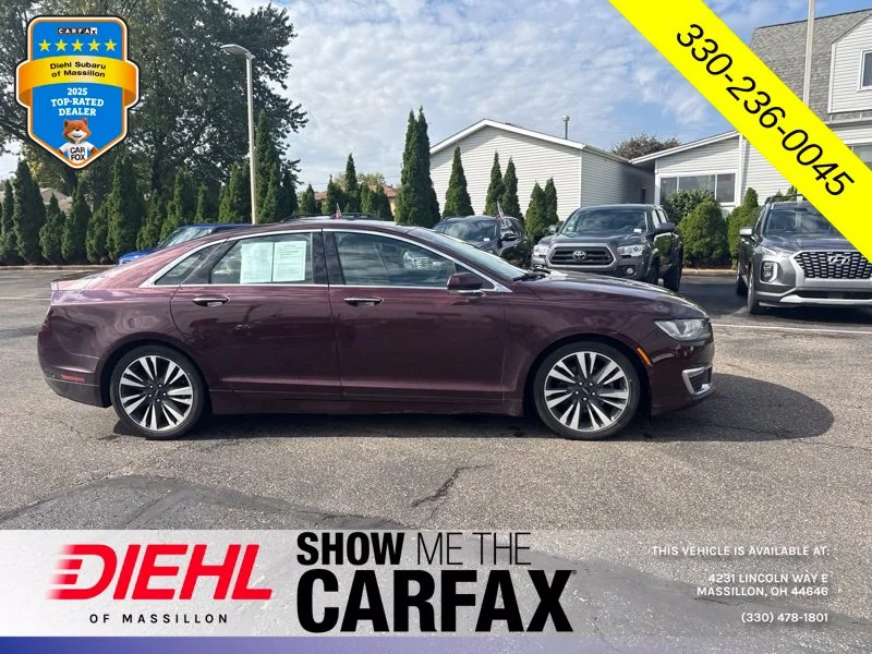 Used 2018 Red Lincoln Reserve image 2