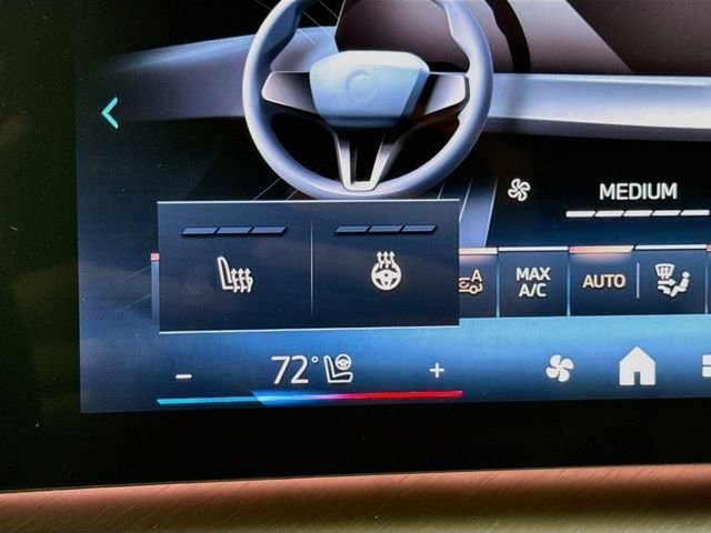 New 2026 White Metallic BMW xDrive28i image 20