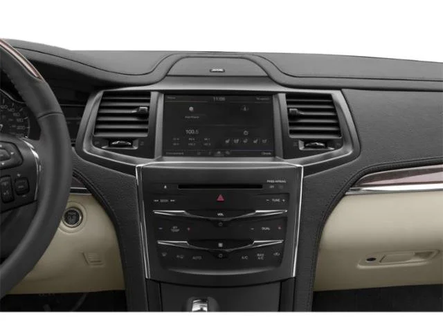 Used 2015 White Platinum Clearcoat Metallic Lincoln Base image 11