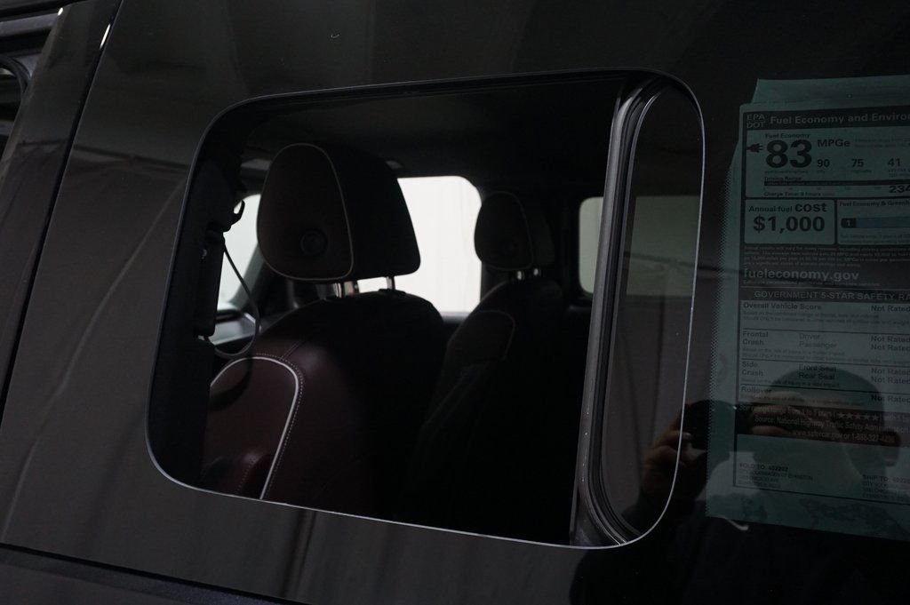 2025 Volkswagen ID. Buzz PRO S - Photo 31