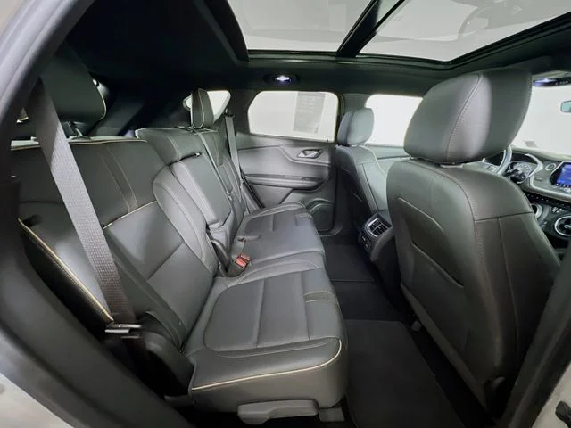 Used 2021 Gray Chevrolet Premier image 45