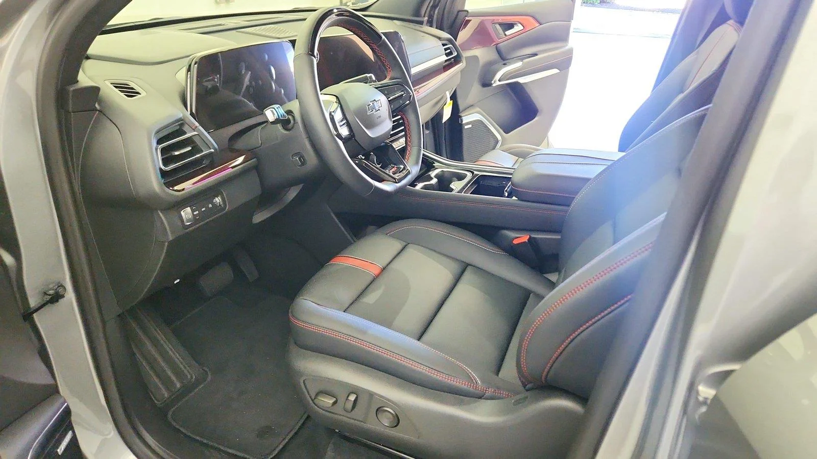 2026 Chevrolet Traverse RS - Photo 14