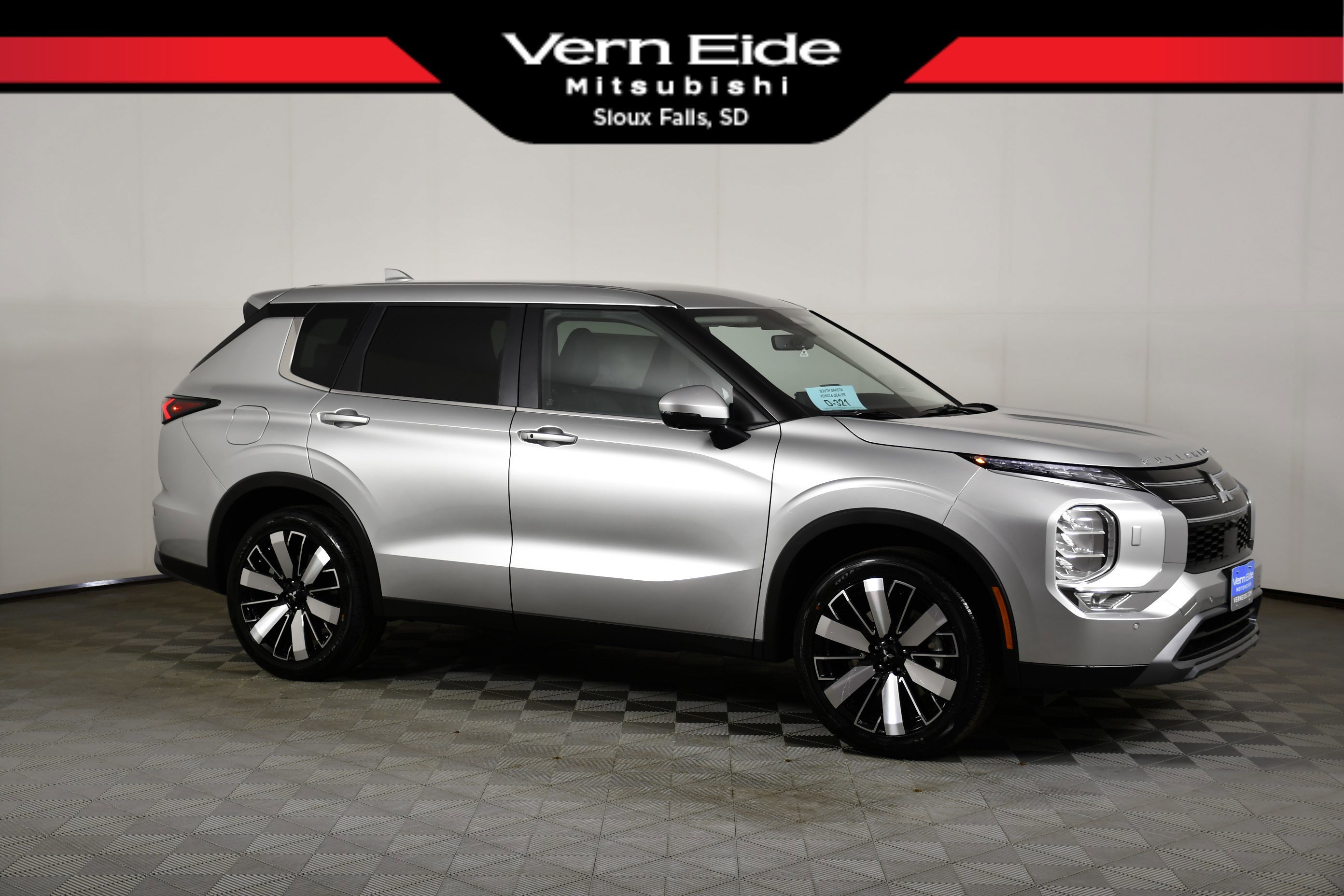 2026 Mitsubishi Outlander SE S-AWC's photo