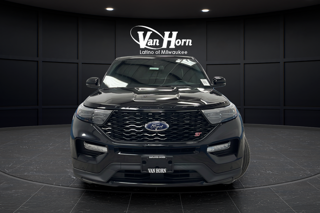 Used 2022 Agate Black Metallic Ford ST image 2