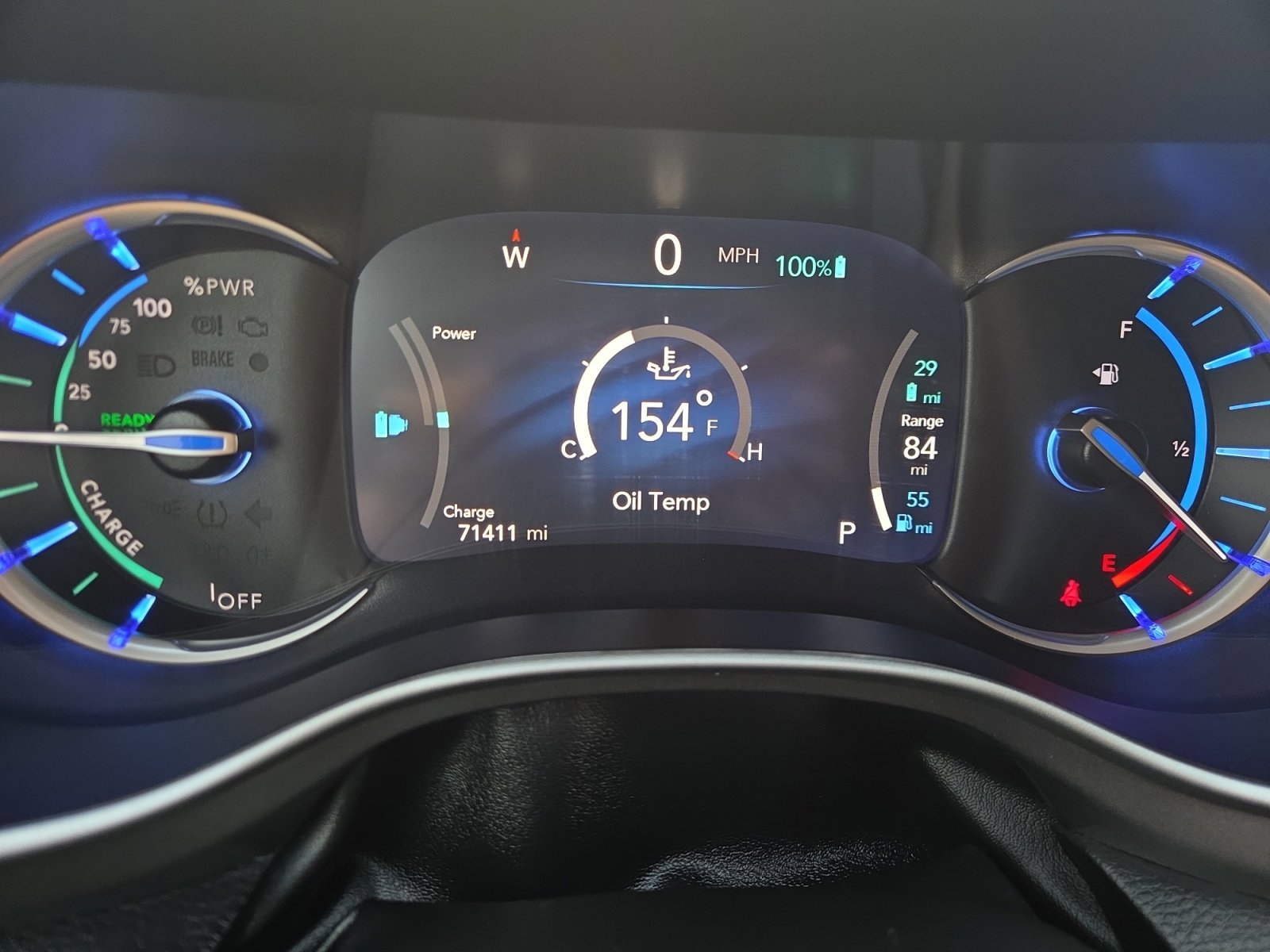 2023 Chrysler Pacifica Hybrid Touring L - Photo 19
