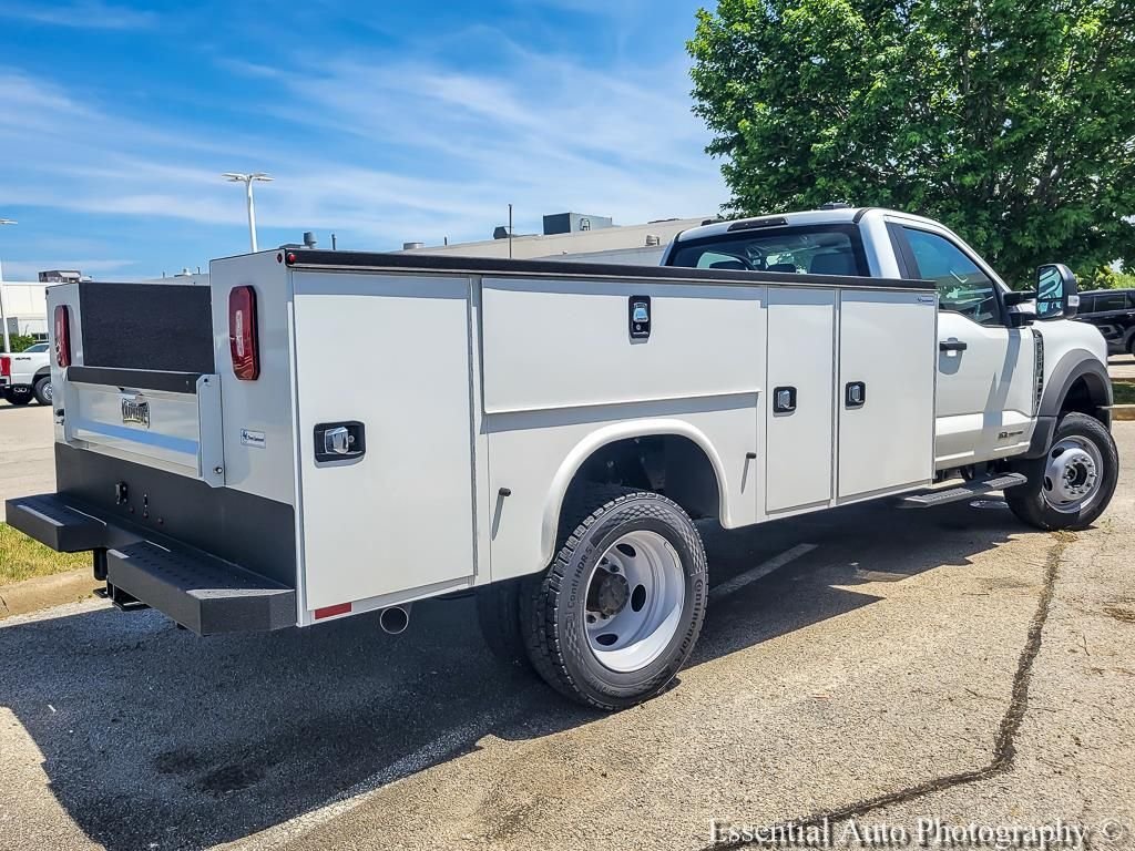 New 2026 Oxford White Ford F-550® XL image 7