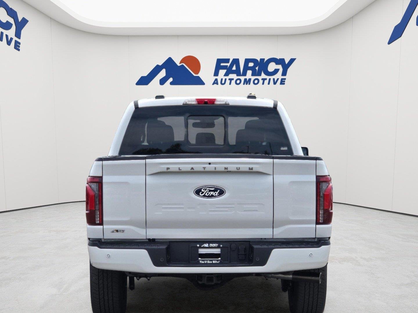 New 2026 Star White Metallic Tri-Coat Ford Platinum® image 14
