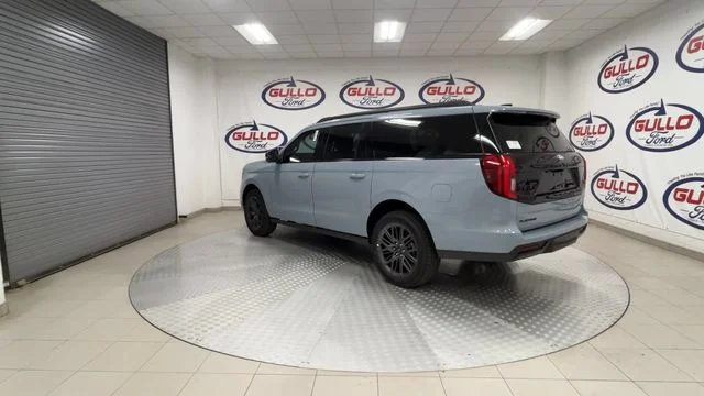 New 2027 Glacier Gray Metallic Tri-Coat Ford Platinum image 6