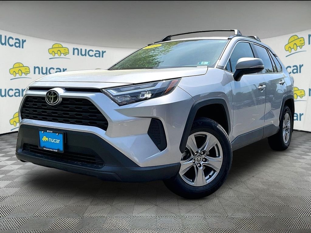Used 2023 Silver Toyota XLE image 3