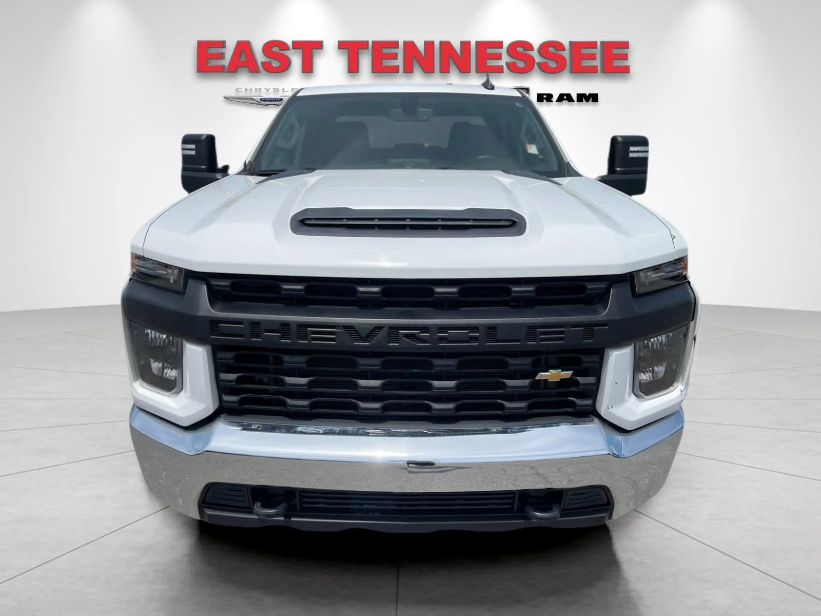 Used 2022 White Chevrolet Work Truck image 9