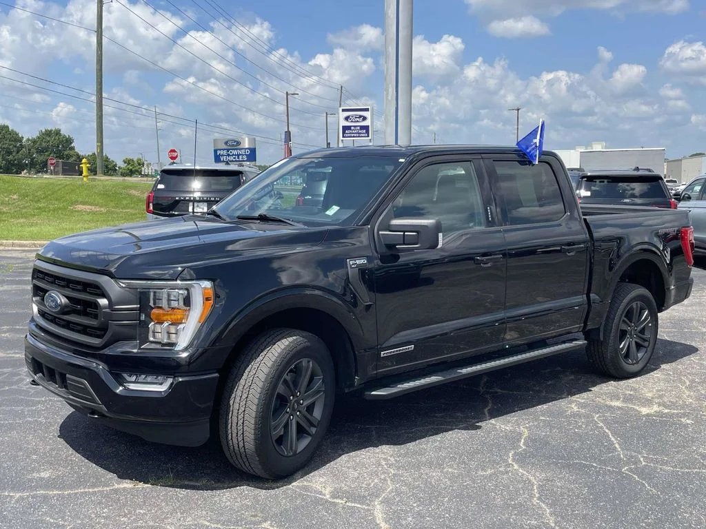 Certified Used 2023 Black Metallic Ford XLT image 7