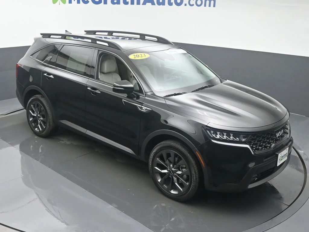 Used 2023 Black Kia X-Line EX image 4