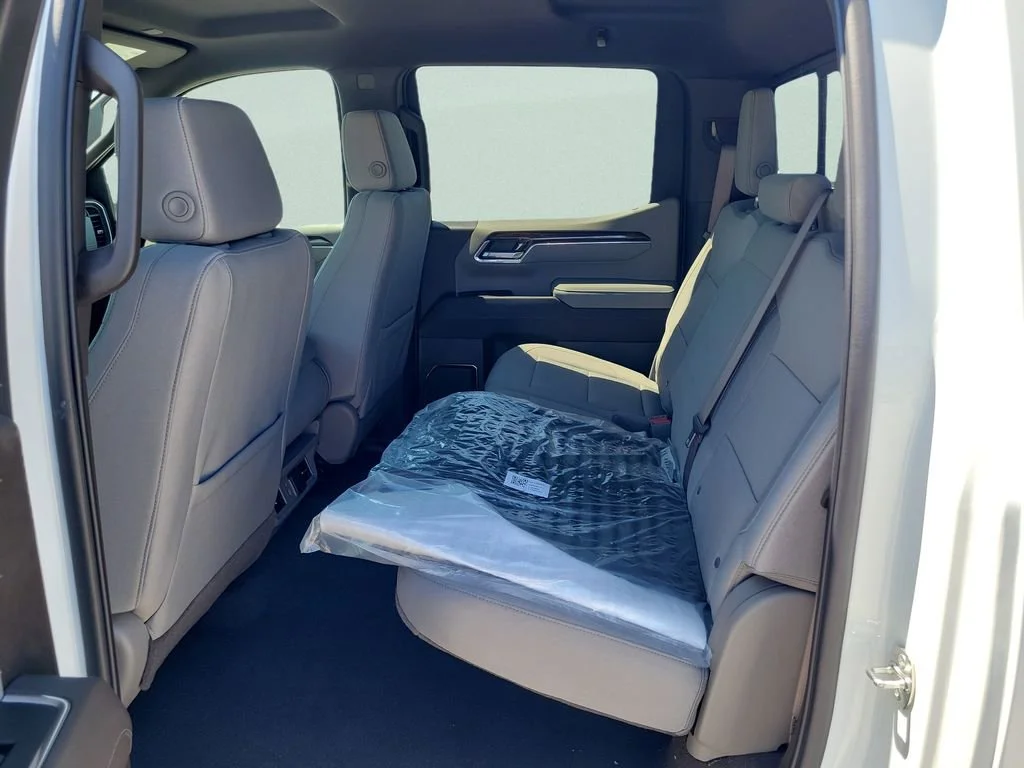 New 2026 Summit White GMC SLE image 10