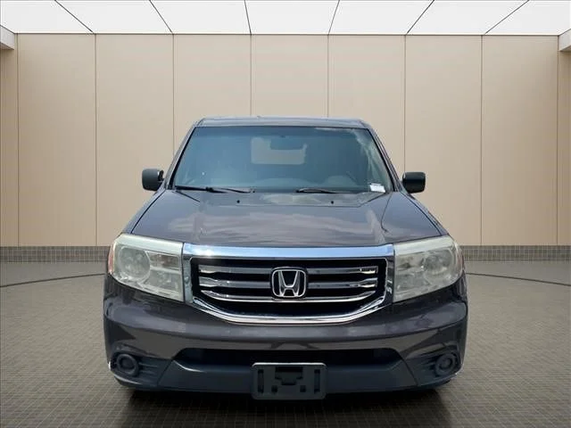 Used 2012 Beige Honda LX image 7