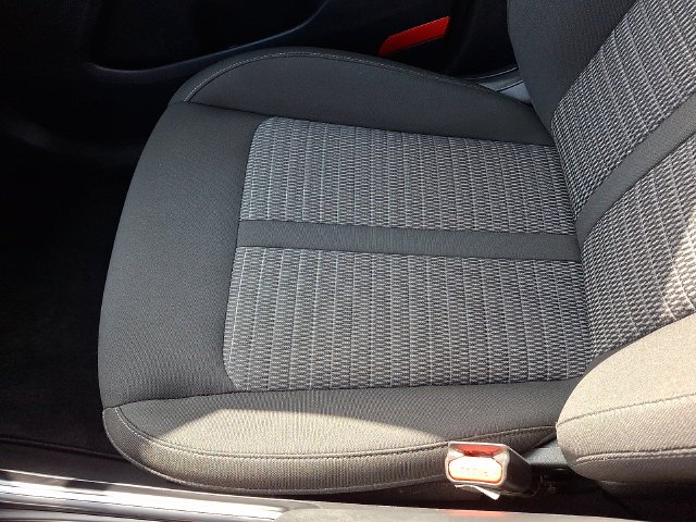 Used 2022 Silver Kia LX image 25