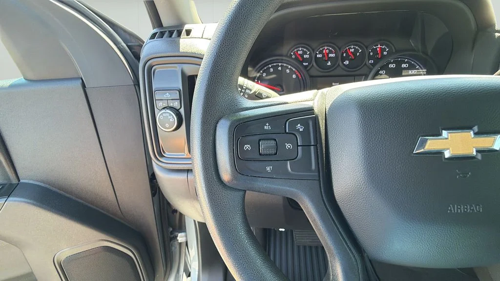 Used 2024 Gray Chevrolet Custom image 21