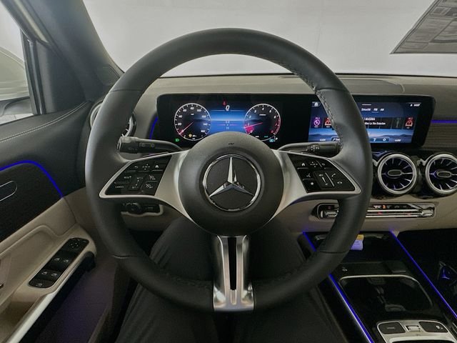 New 2026 Polar White Mercedes-Benz GLB 250 image 11
