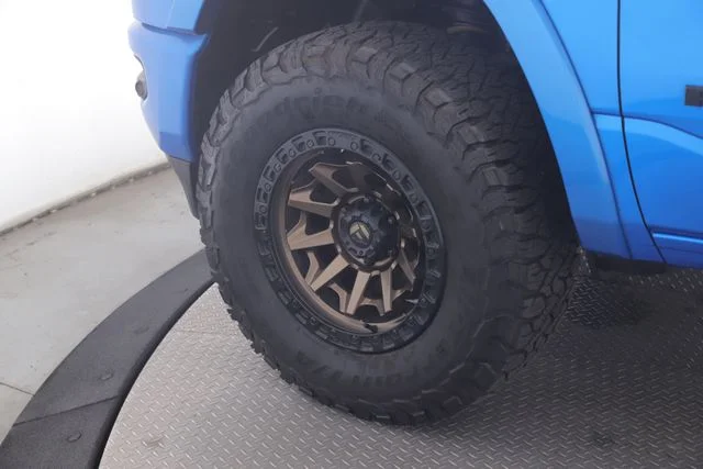 Used 2021 Blue Ram Laramie image 13