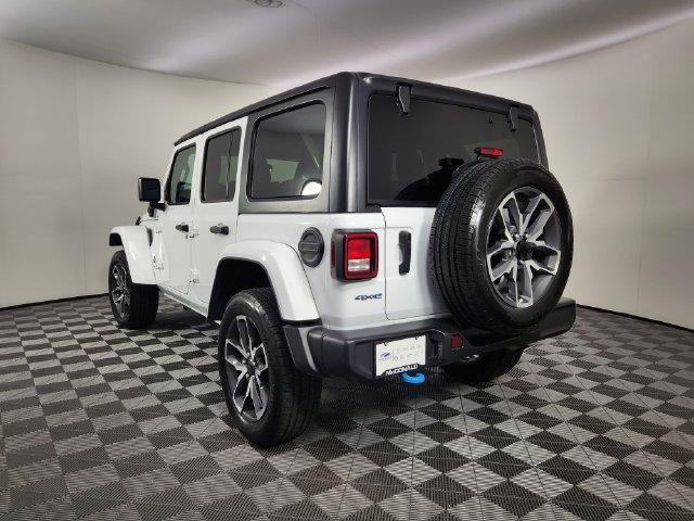 Used 2024 White Jeep Sport S 4xe image 3