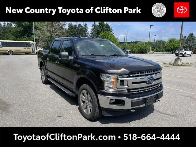 Used 2019 Red Ford XLT image 1