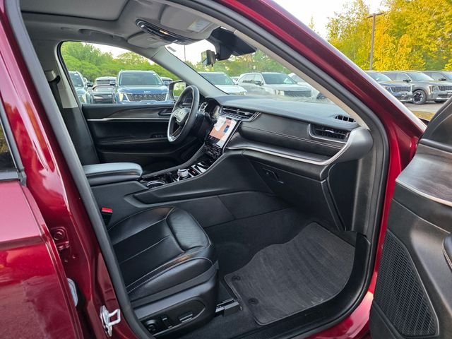 Used 2023 Red Jeep Limited image 12